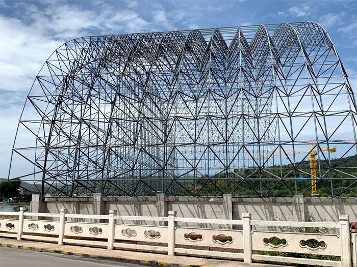 東陽山寨礦儲煤棚網(wǎng)架